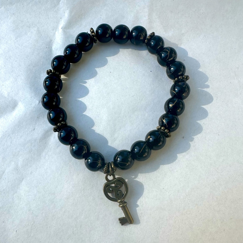 Skeleton Key Beaded Bracelet Black Gold Color